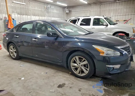 2015 Nissan Altima 2.5 from USA, damaged, VIN 1N4AL3AP2FC593124